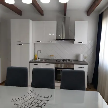 Nelly Apartment Vukovar Exterior photo